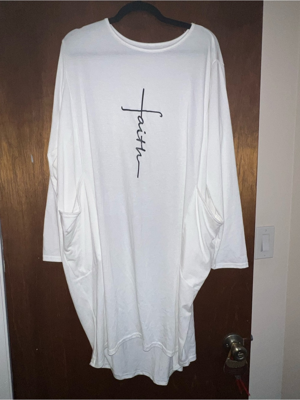Women's White 'Faith' Long Sleeve Tunic with Pockets - Casual Oversized Dress